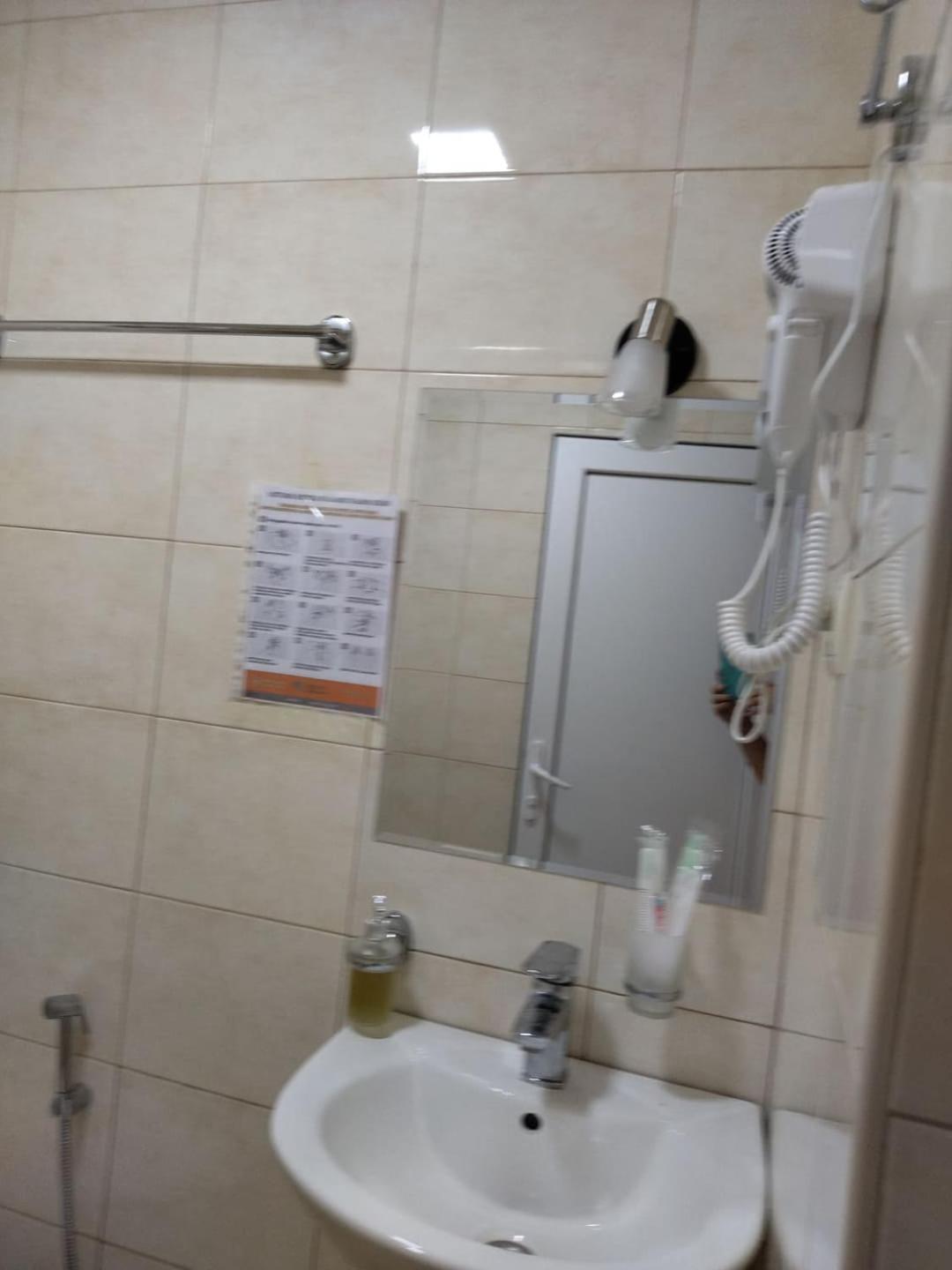 Hotel Alismereti Zekari 外观 照片