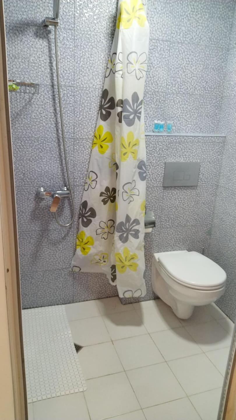 Hotel Alismereti Zekari 外观 照片